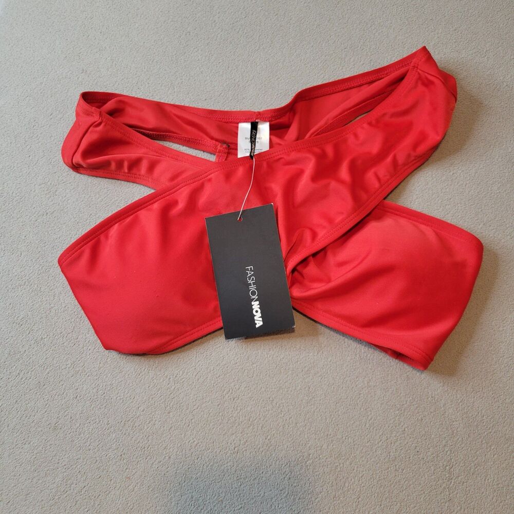 Fashion Nova Deeper than the sea Red Bikini Top S NWT
